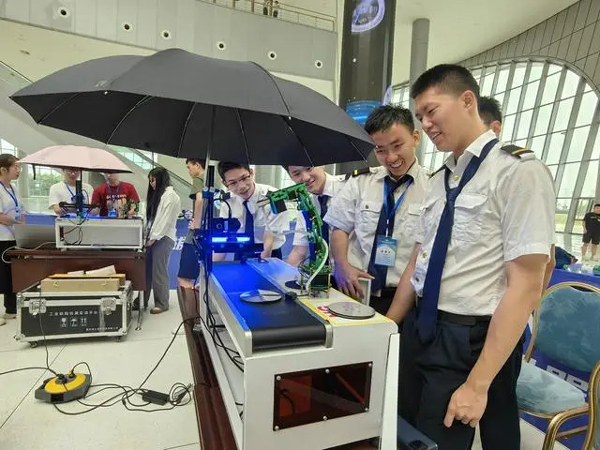 推动科技成果转化落地｜贵州民族大学与贵州威顿晶磷电子材料股份有限公司签订产学研合作协议(贵州,产学研,股份有限公司,合作协议,落地......)