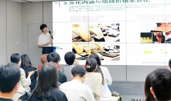 上城发力“主理人经济”新赛道，时尚版图再添“新军”(主理,新军,赛道,版图,发力......)