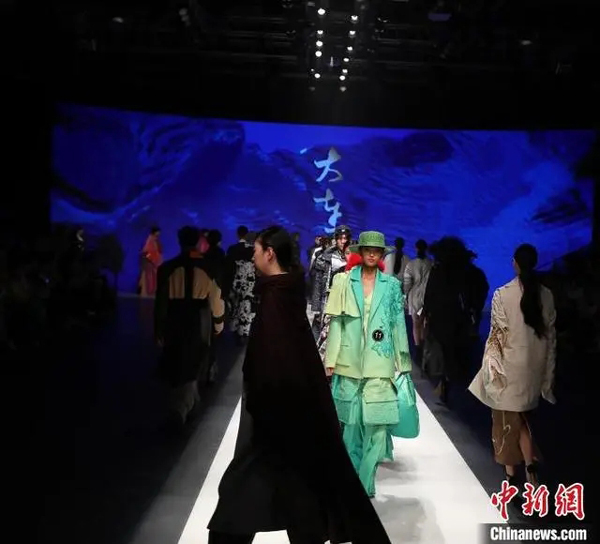 2024大连服博会开幕 聚焦“时尚与科技2030”(大连,聚焦,开幕,时尚,科技......)