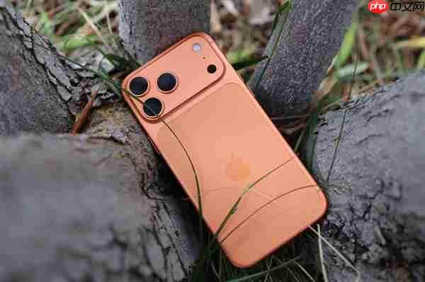 iPhone 17刚开售就遭用户吐槽易刮花 分析师:不会影响销量(销量.分析师.影响)