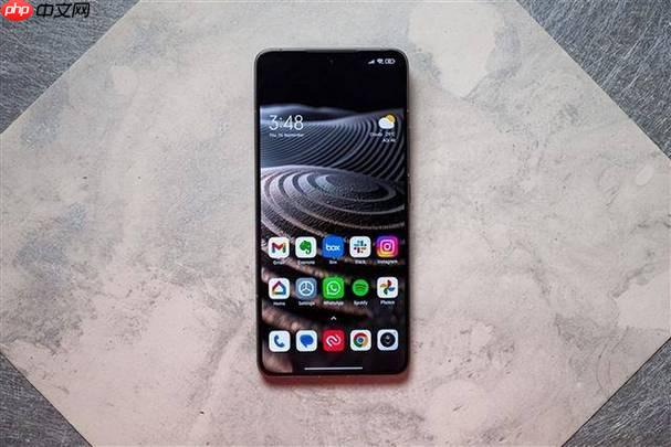 小米17手感对比iPhone17哪个好_机身尺寸与握持感对比(小米.手感.机身)