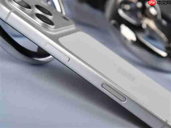 iPhone 17 Pro首发上手:专业影像创作者的视频利器(创作者.上手.利器)